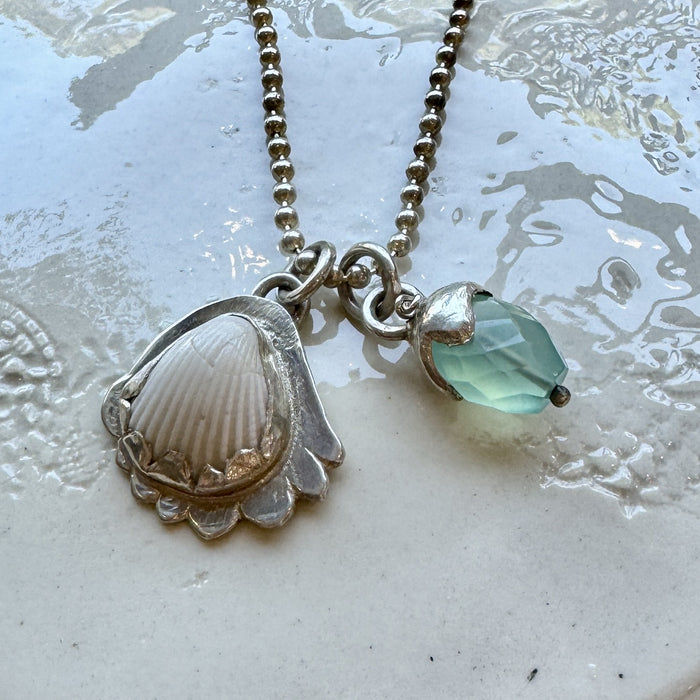 Shell necklace with chalcedony charm