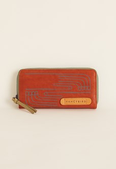 Long zippered wallet