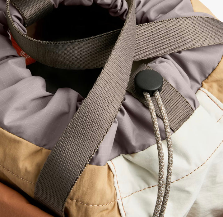 Cinch bucket bag