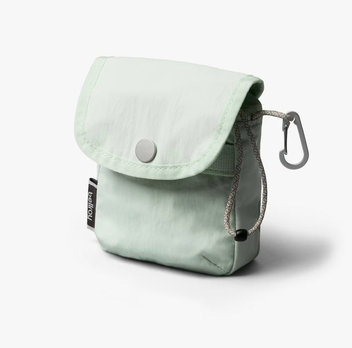 Cinch pocket