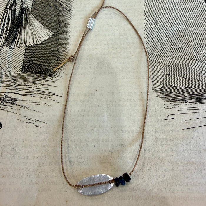 Silk bracelet with pearl charm