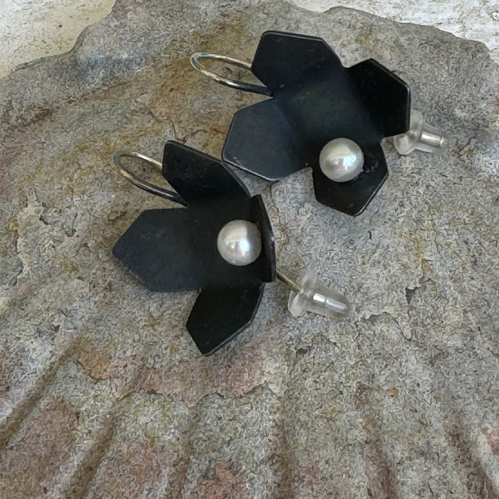 Oxidised silver and pearl urban flower hooks