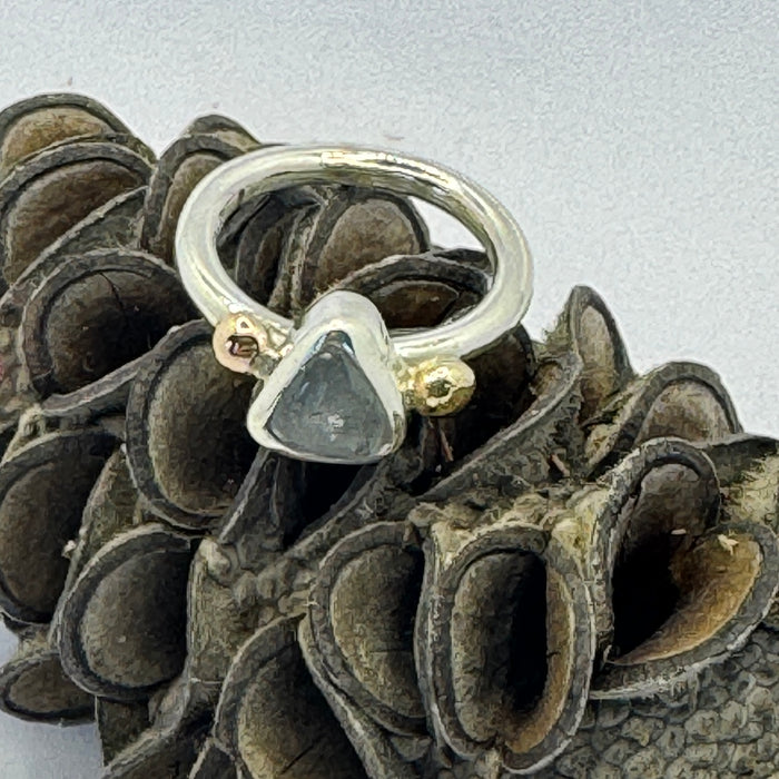 Grey tourmaline gold ball ring