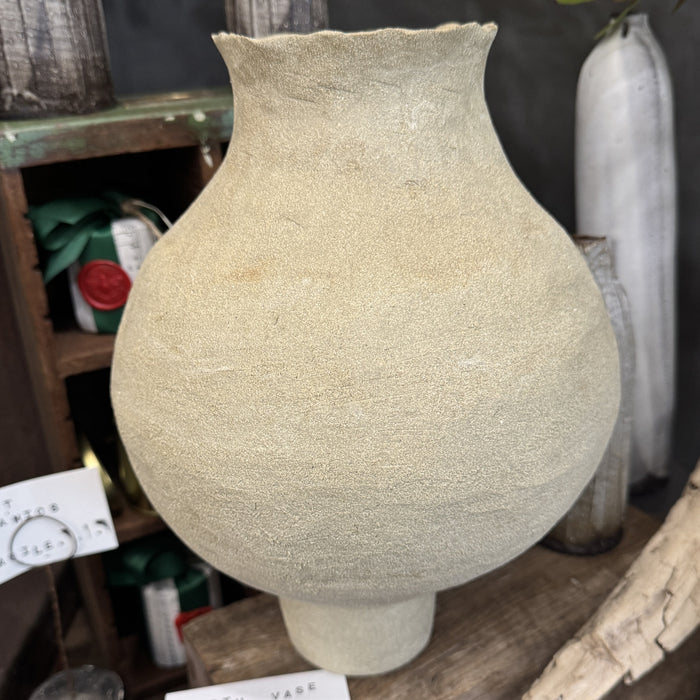 Earth coloured vase form