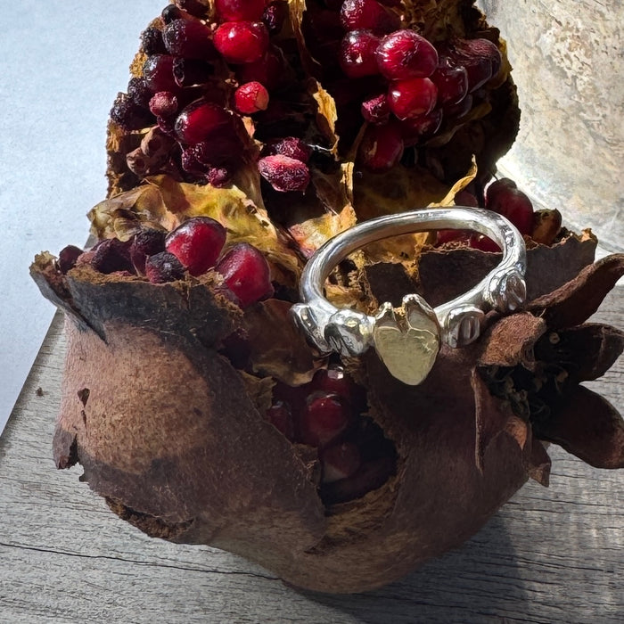 Gold heart ring 'Amor'