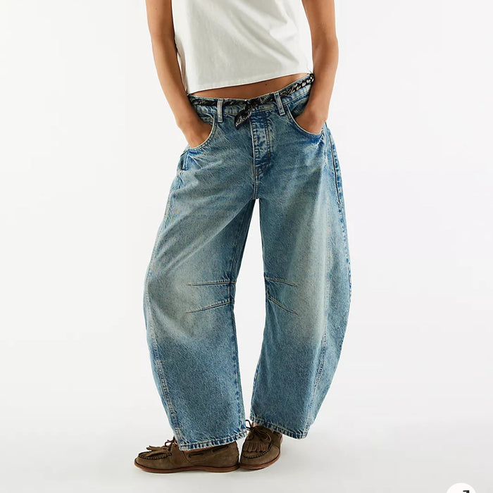 Good Luck barrel jean in pale denim