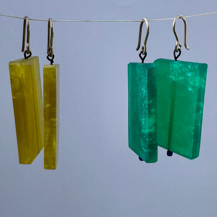 Sol y Mar resin block earrings \ rectangle