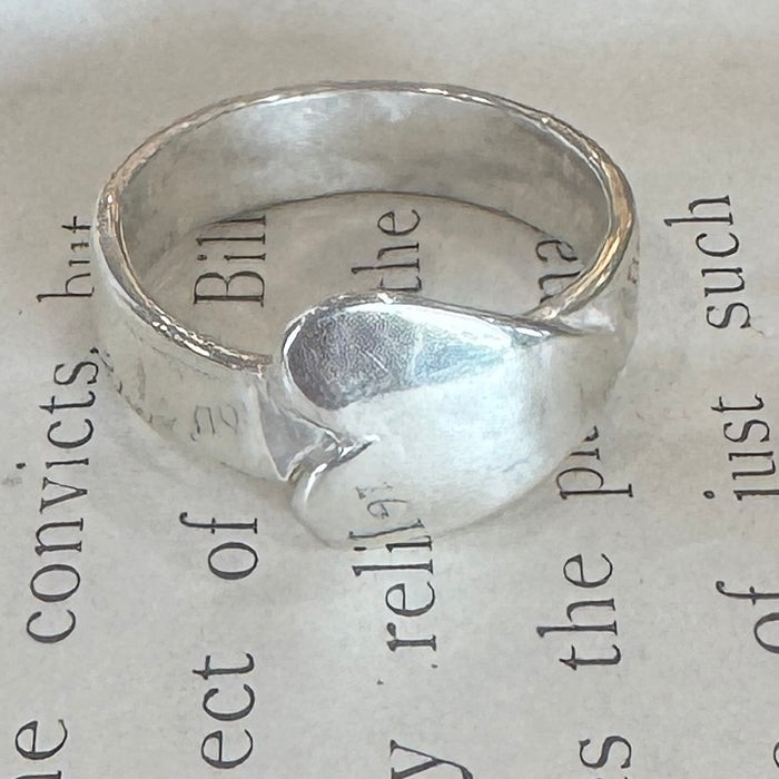 Silver heart on side ring
