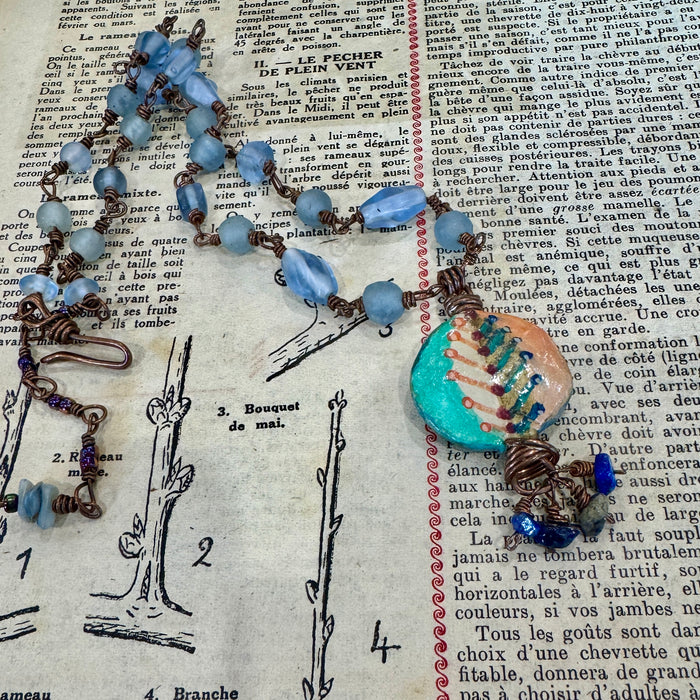 Two birds vintage bead necklace