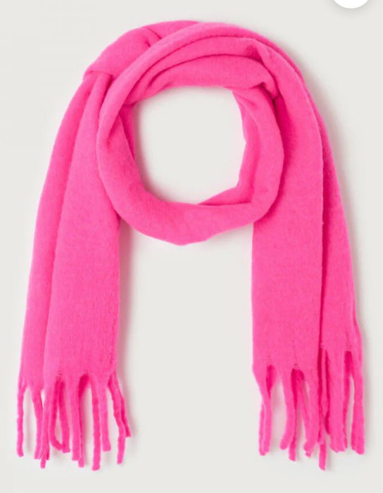 Narrow fringed scarf