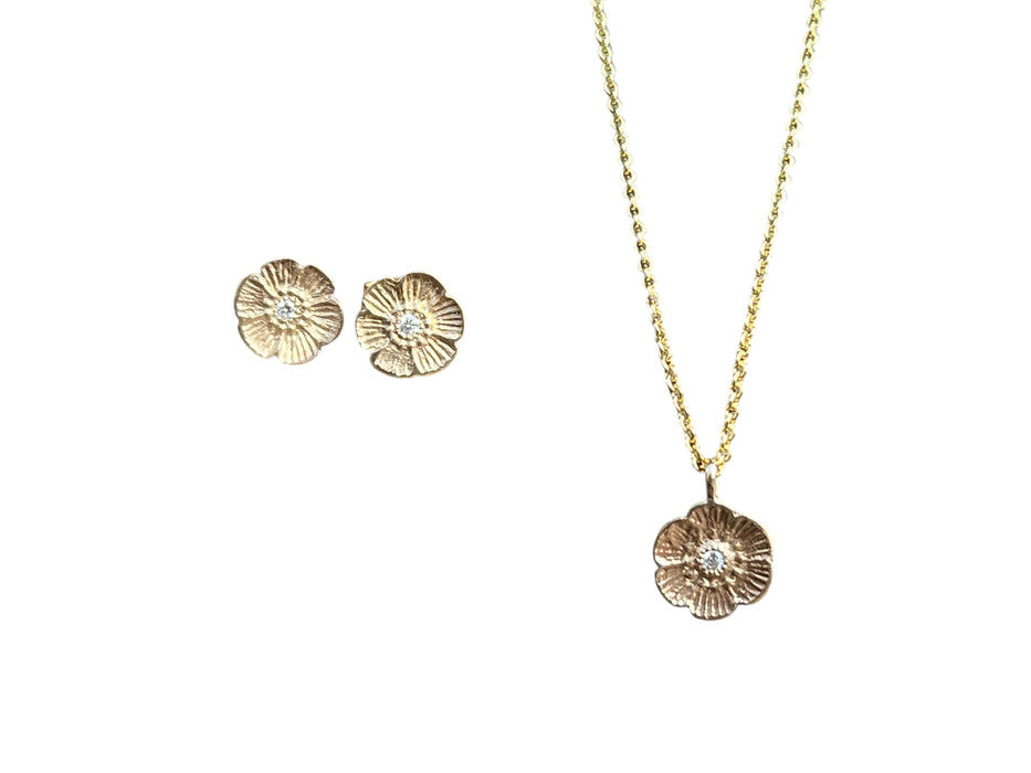 Vintage gold flower stamp earrings