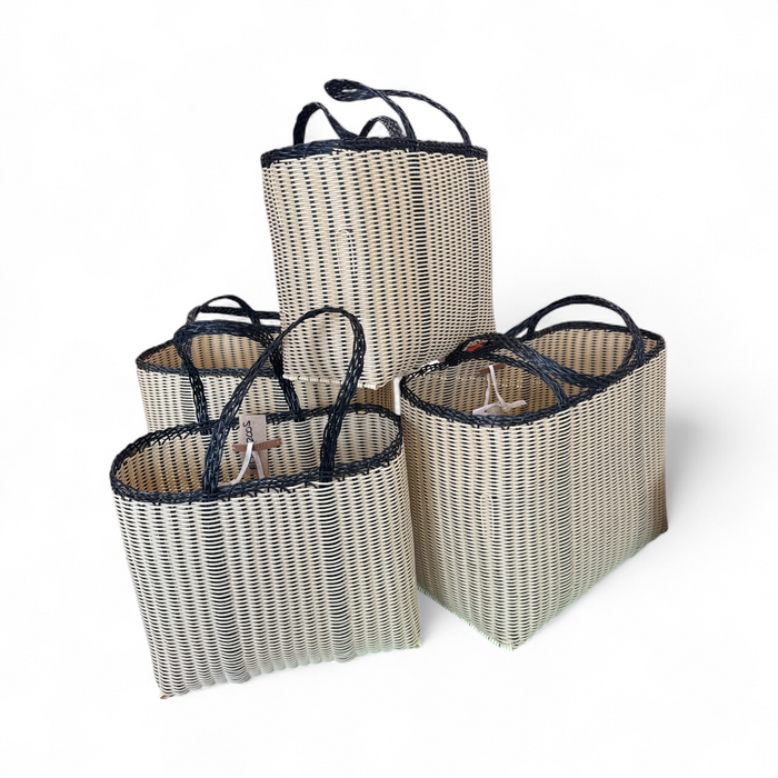 Back and natural toned mercado basket