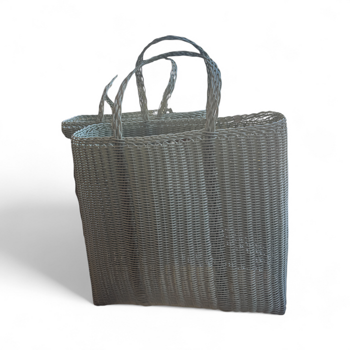 Handwoven flat basket | large