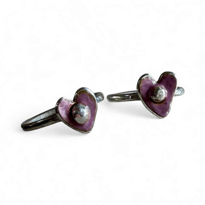 Enamel heart ring