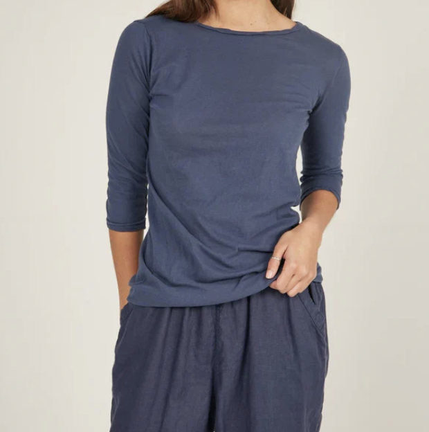 Crew neck ¾ sleeve T