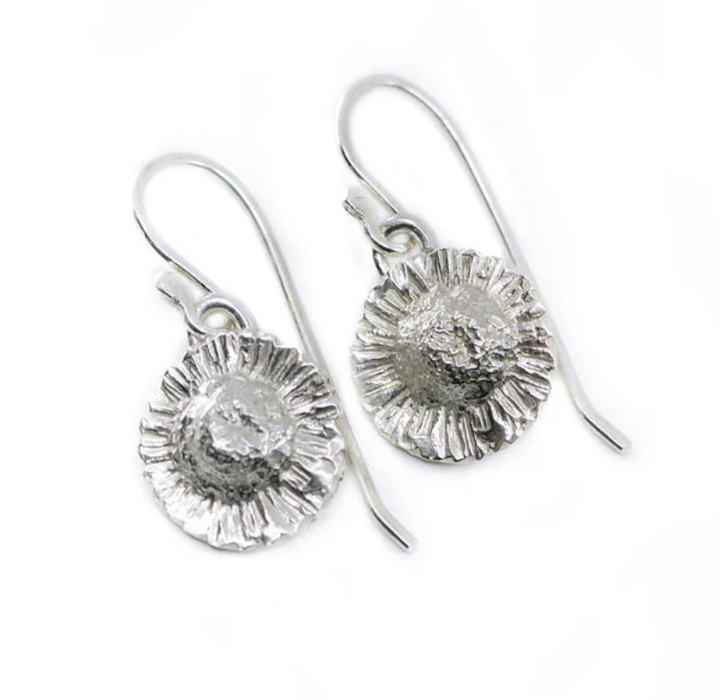 Silver seaside daisy earrings