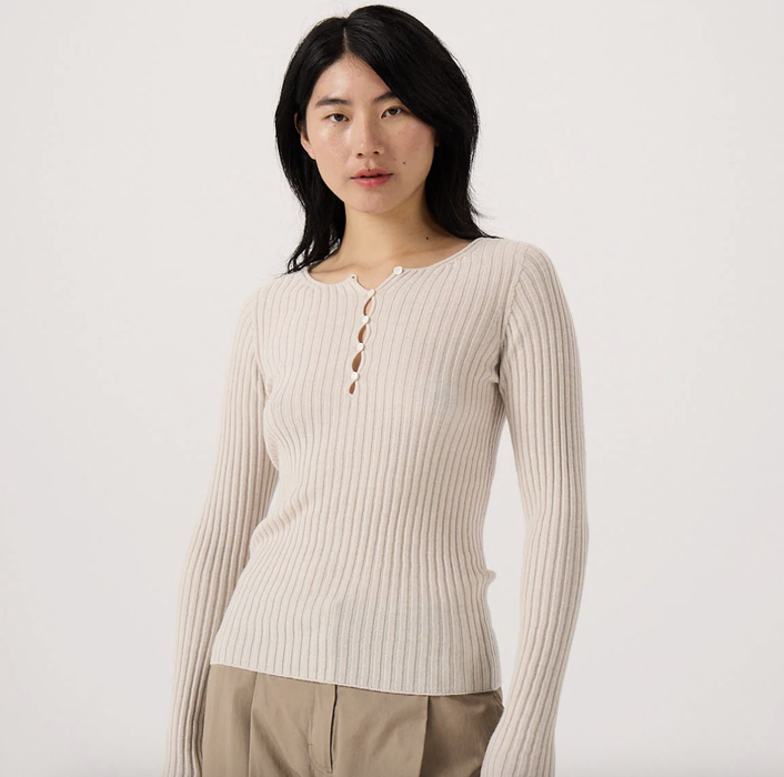 Form ribbed top