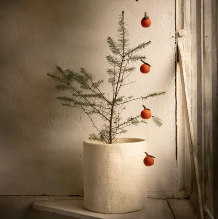 Clementine garland