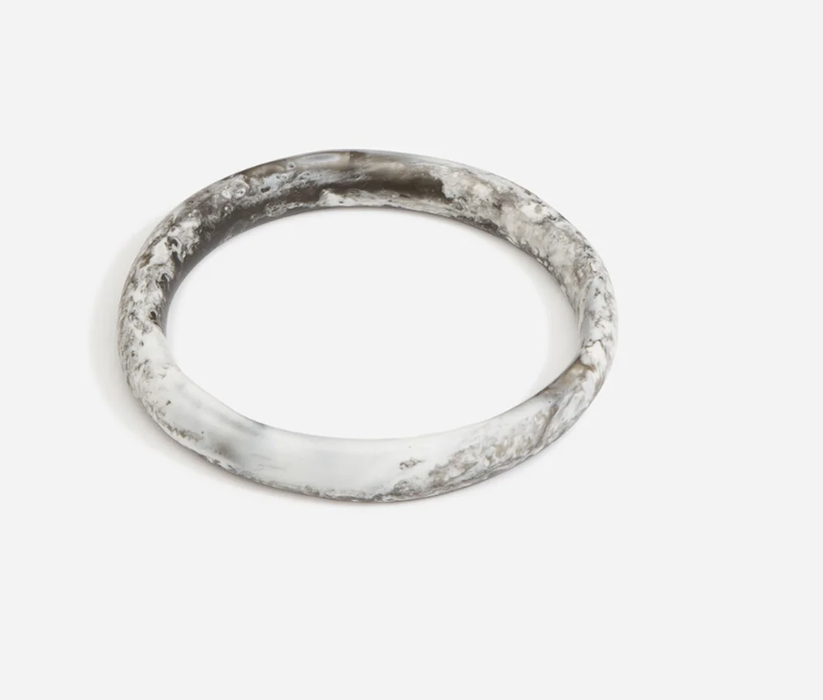 Wishbone bangle
