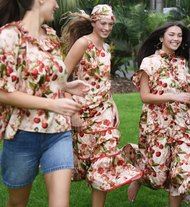 Frillaxed cherry dress /Coop