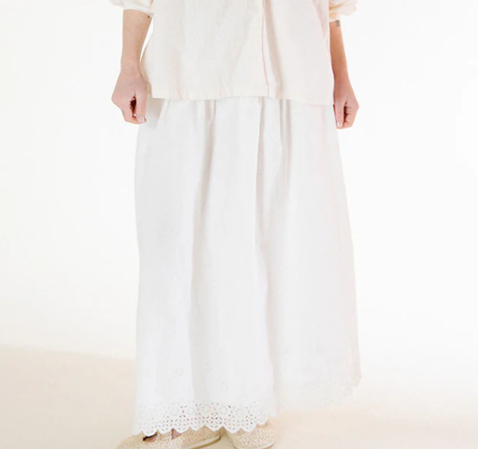 Azalea tiered lace skirt