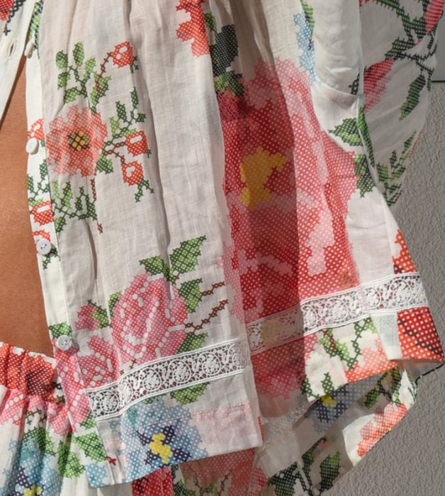 Float of confidence blouse