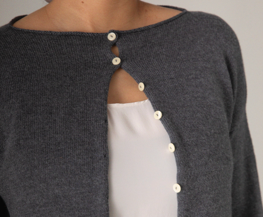 Doll's reversible cardigan