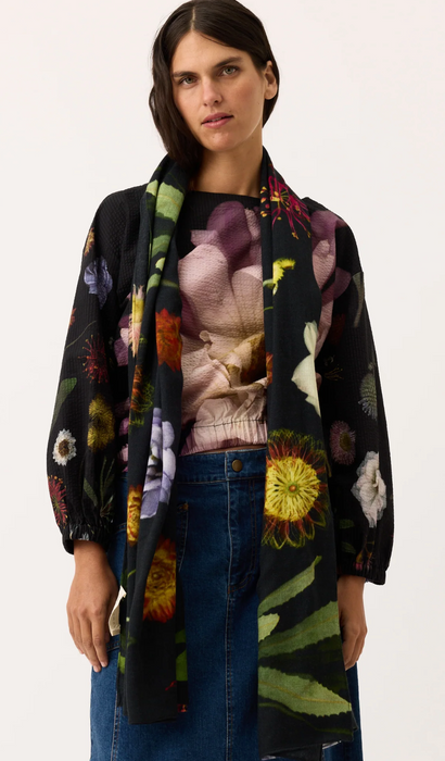 Wool crepe scarf