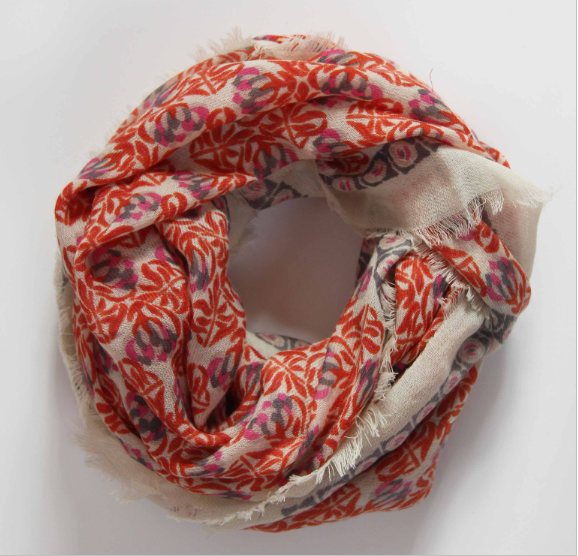 Fine wool scarf - square 100 x 100 cm