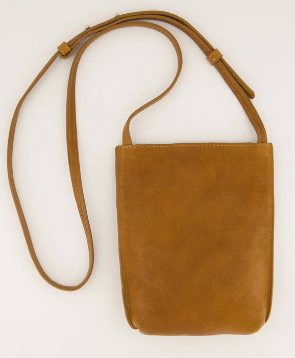 Louanne pouch