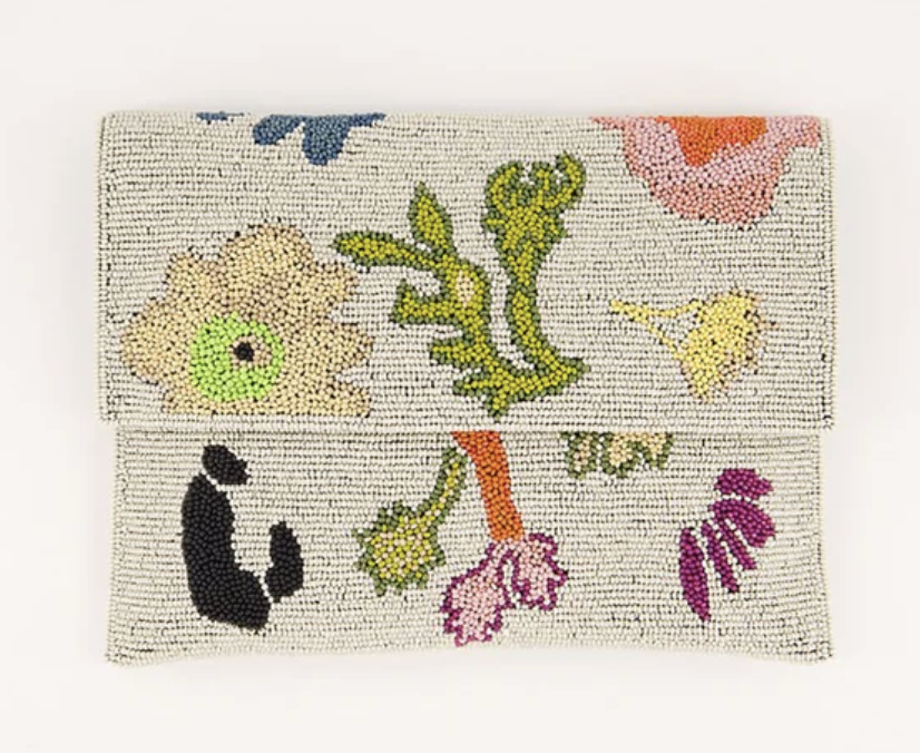 Beaded fold clutch