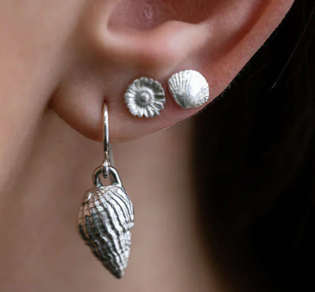 Silver shell or flower studs