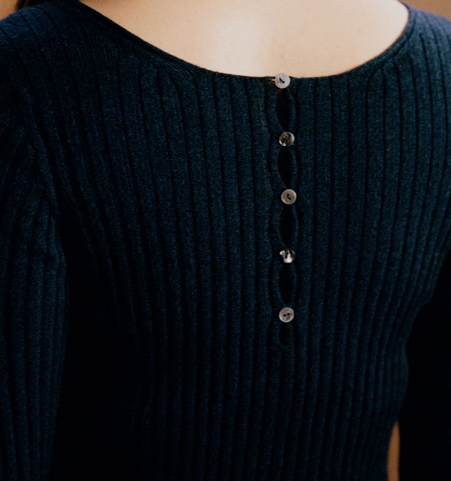 Form ribbed top