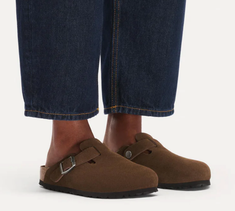Boston Carafe tonal suede clog