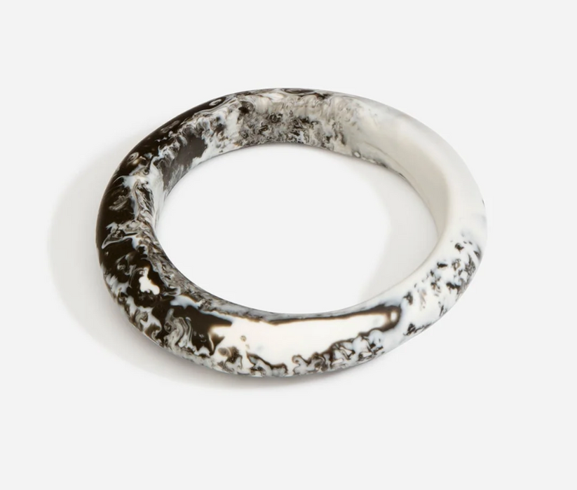 Small organic bangle