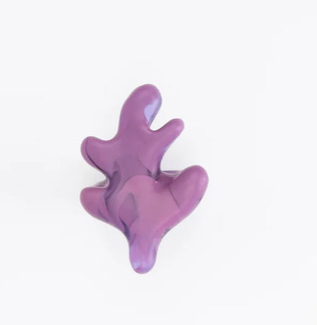 Dinosaur Designs Paradise leaf resin ring in grape purple