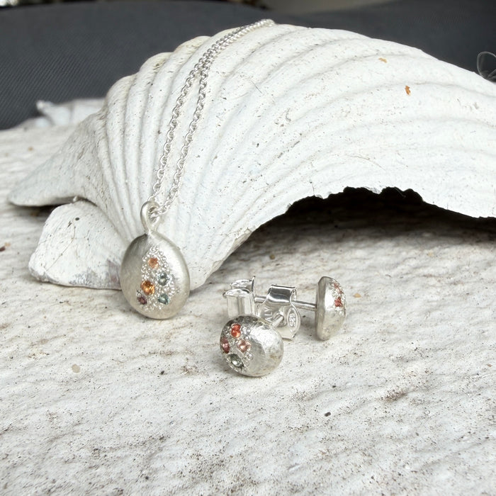 Katheryn Leopoldseder glimmer garden necklace with sapphires, alternate view