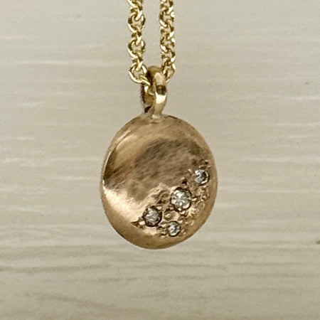 Katheryn Leopoldseder glimmer pendant in 9ct gold