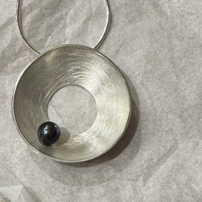 Katheryn Leopoldseder silver periwinkle necklace with dark grey pearl