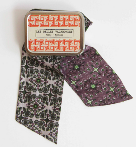 Les Belles Vagabondes Casablanca silk bandeau in prune purple with its gift tin