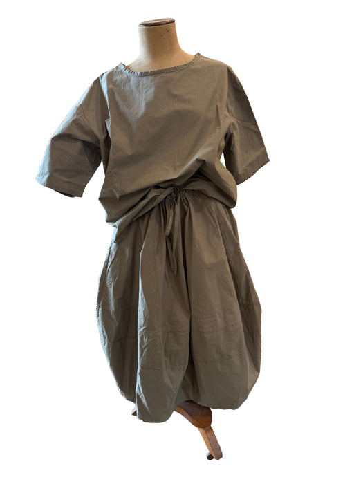 LOOM grey origami balloon skirt styled with a matching top on a mannequin