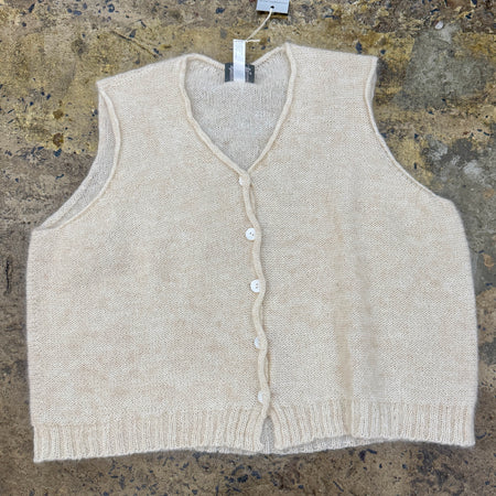 Luna mohair sleeveless vest in magnolia