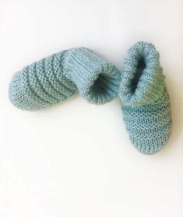 Luna woollen bootie socks in aqua
