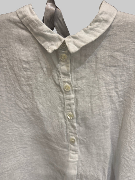 Manuelle Guibal Yilin linen tunic in ash blue grey, collar and button detail