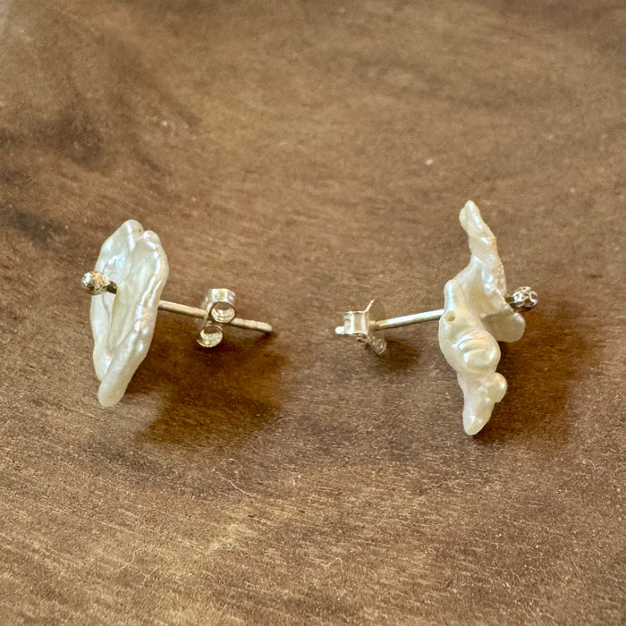 Mary Odorcic cornflake keshi pearl stud earring, large, alternate view