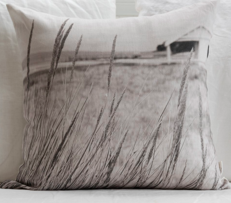 Melissa Stewart Point King coastal linen cushion, design 3