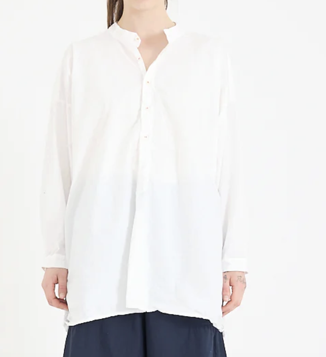 Metta Melbourne Coal miners shirt in white, worn