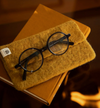 Muskhane felt glasses case in bronze