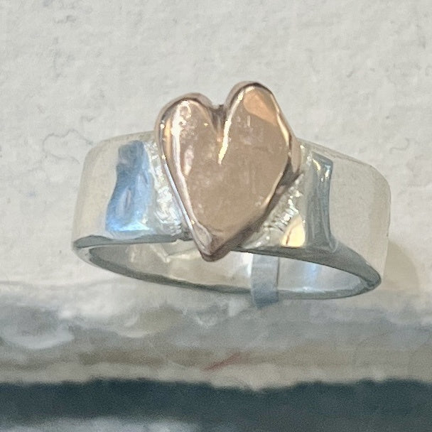Wide band 18ct Rose Gold Heart Ring