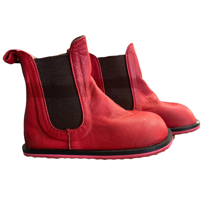 Peking boot with double red sole